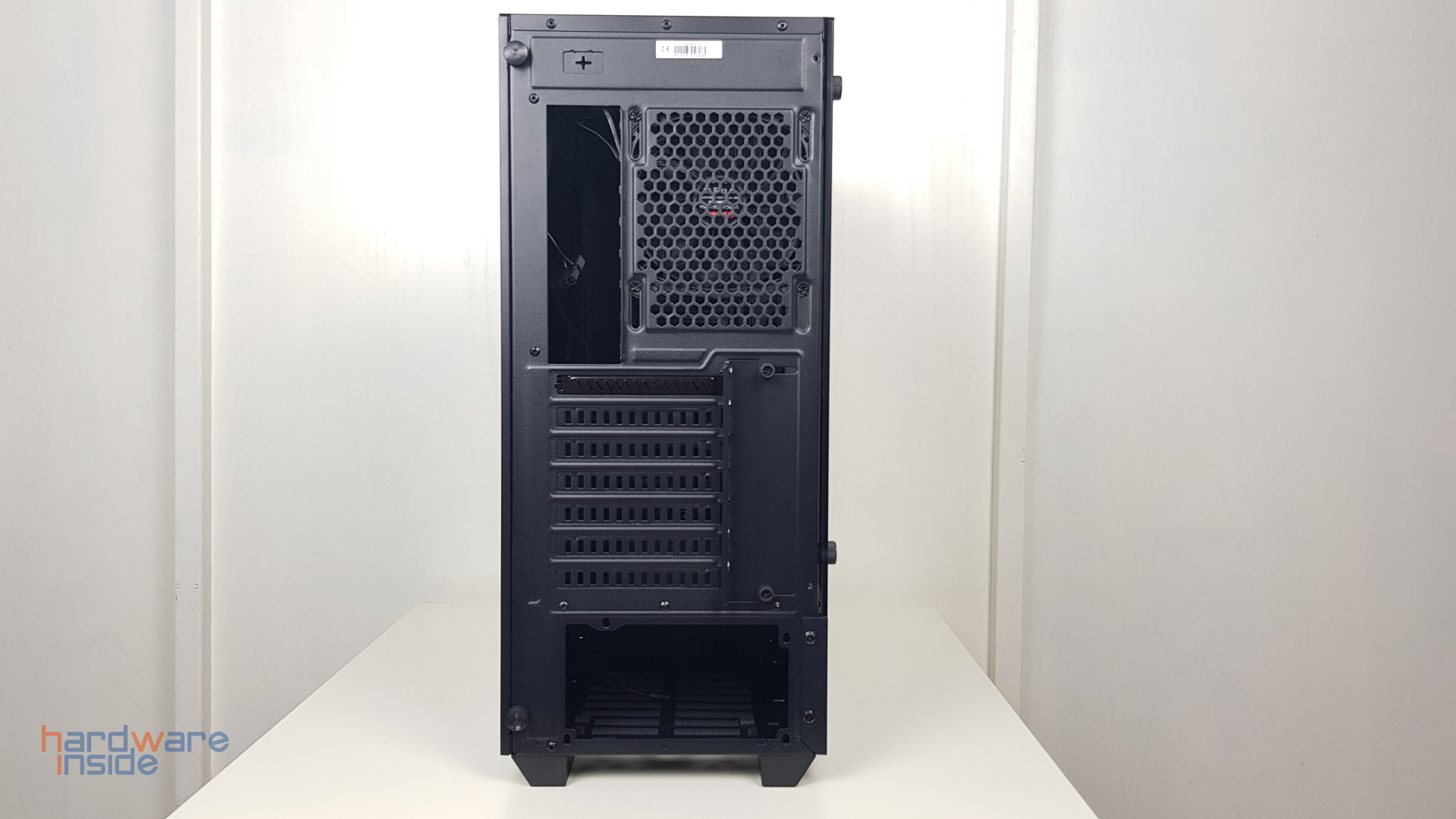 Enermax-LIBLLUSION-LL30-12.jpg